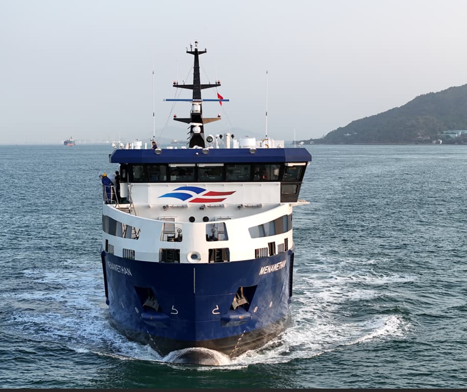 Freight vessel, Menawethan, on the water