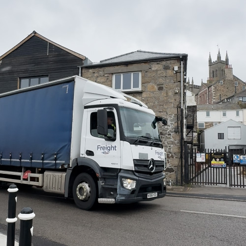 hayle freight lorry delivering freight to Penzance
