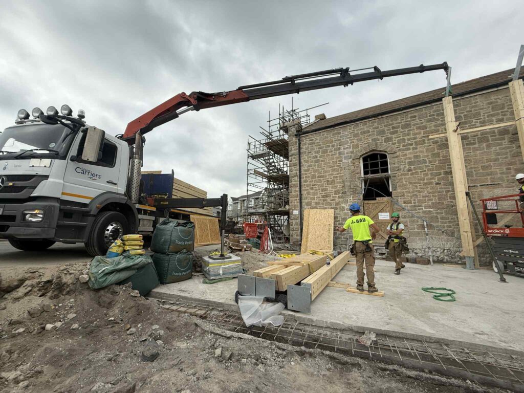 Building team working on project