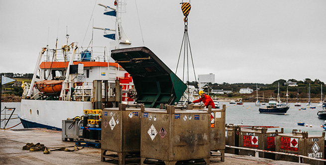 Loading Gry Maritha with flammable liquids - Isles of Scilly Freight