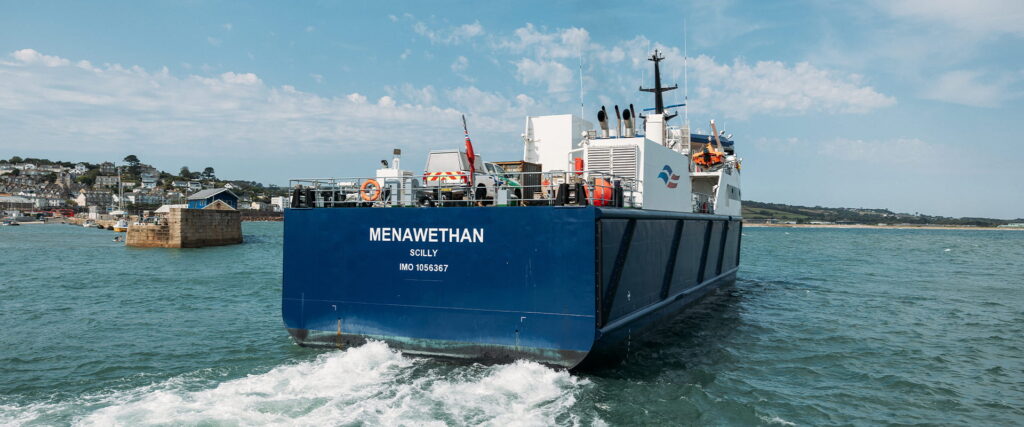 Menawethan departing Penzance with cargo